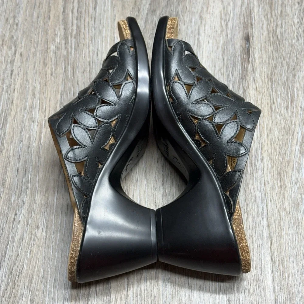 Dansko Clarissa Sandals Womens US 7.5-8 EU 38 Black Leather Floral Cutout